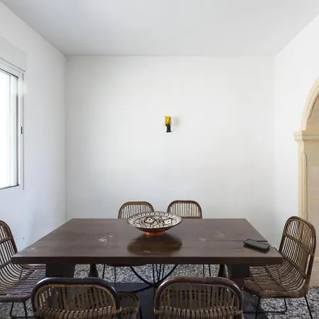 Tripoli Villa